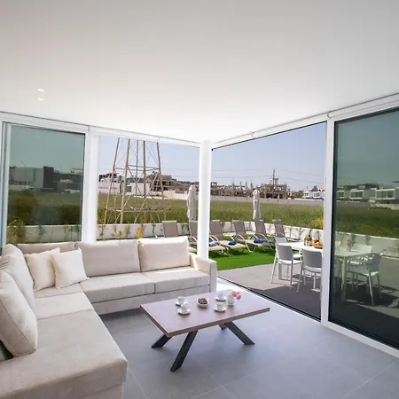 Vie Bleu 3 Bedroom