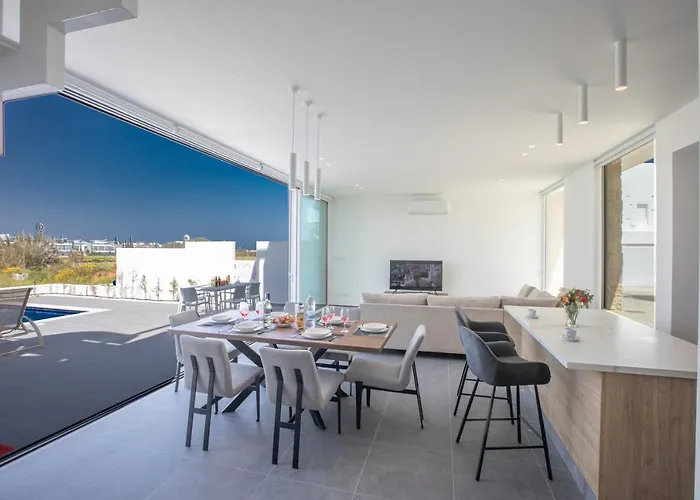 别墅 Vie Bleu 3 Bedroom *