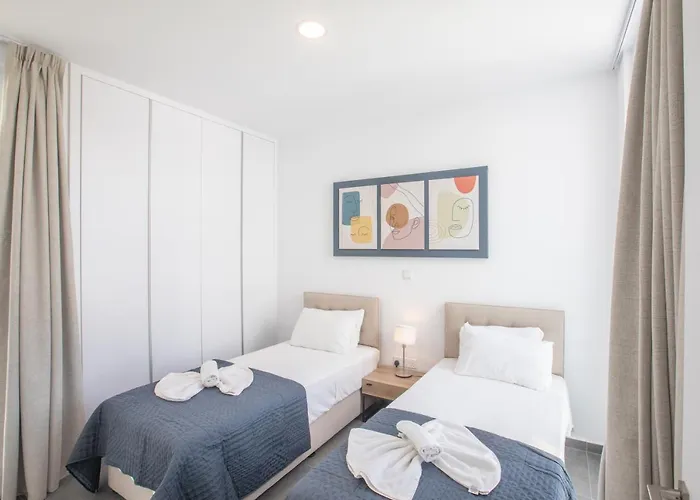 Vie Bleu 3 Bedroom 普罗塔拉斯