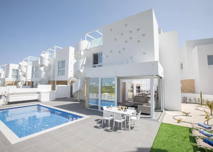 Vie Bleu 3 Bedroom *