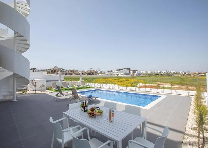 Vila Vie Bleu 3 Bedroom Protaras