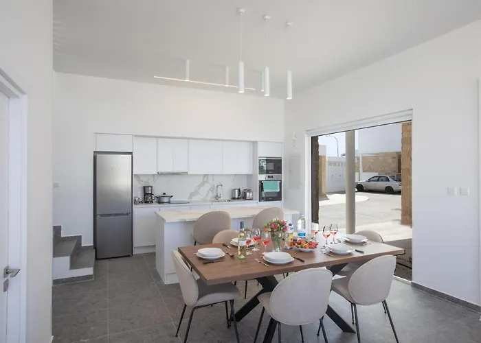 Vie Bleu 3 Bedroom Vila *