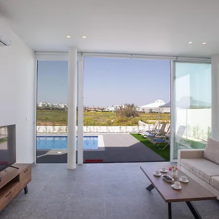 Vie Bleu 3 Bedroom Protaras