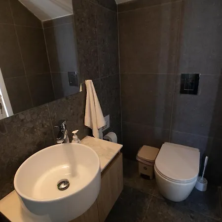 Villa Vie Bleu 3 Bedroom *