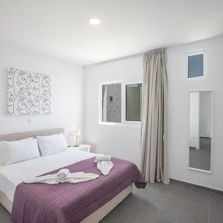 Villa Vie Bleu 3 Bedroom Protaras