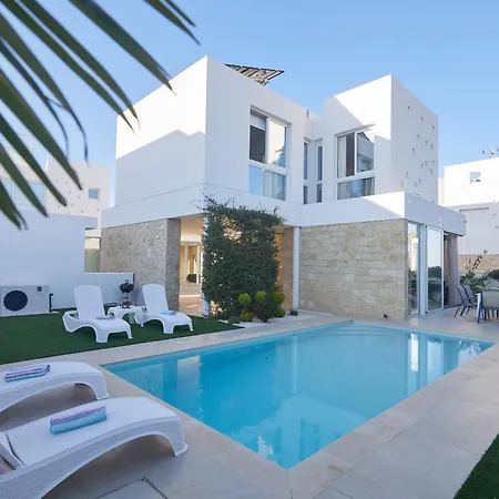 Villa Vie Bleu 3 Bedroom