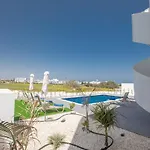 Vie Bleu 3 Bedroom Villa *