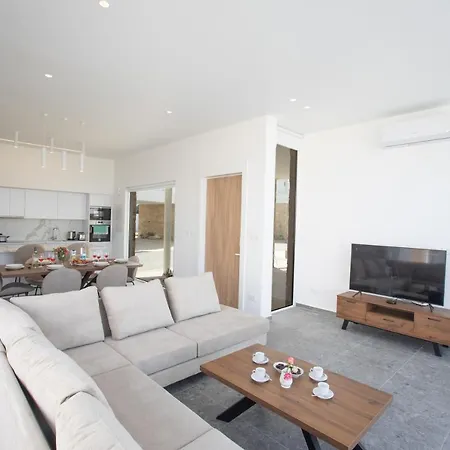 Vie Bleu 3 Bedroom ヴィラ プロタラス