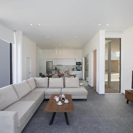 Vie Bleu 3 Bedroom * 프로타라스